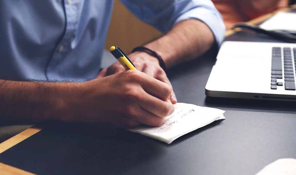 Razones y consejos para emprender tu negocio este 2018